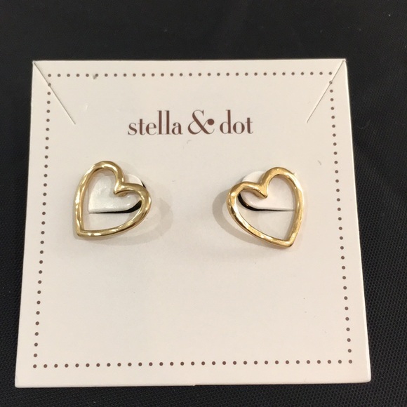 Stella & Dot heart earrings - Picture 1 of 2